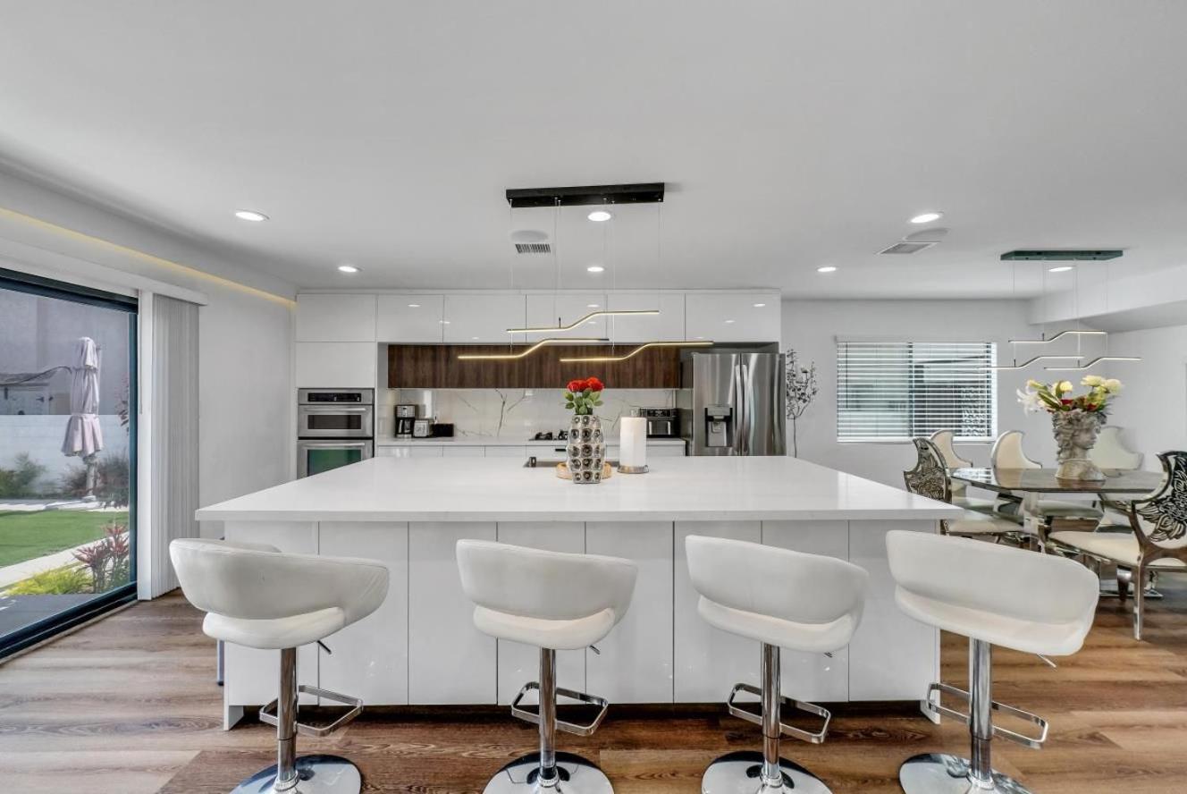 Luxury 4 Bedroom Villa Huntington Beach Exterior photo